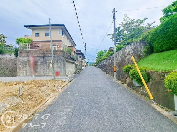 生駒市生駒台南　新築一戸建て　２号棟