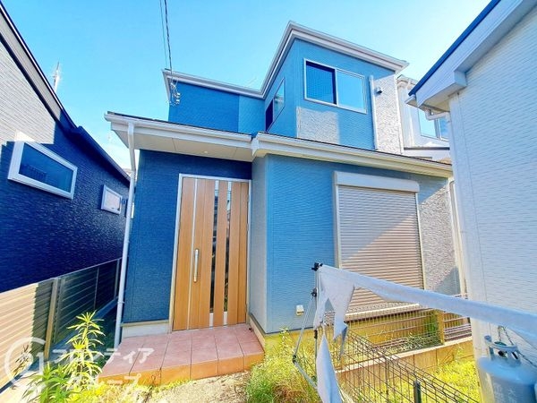 生駒郡斑鳩町興留東１丁目の中古一戸建て