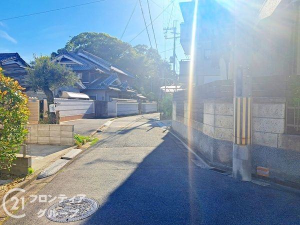 生駒郡斑鳩町興留東１丁目　中古一戸建て