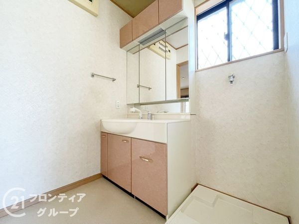 生駒市壱分町の中古一戸建て