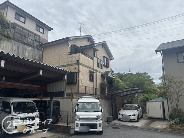 生駒市壱分町の中古一戸建て