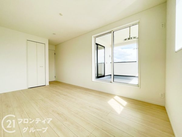 生駒郡平群町若葉台４丁目　新築一戸建て　第１　２号棟