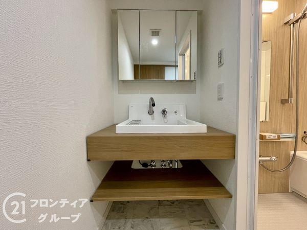 ローレルコート天理前栽　中古マンション