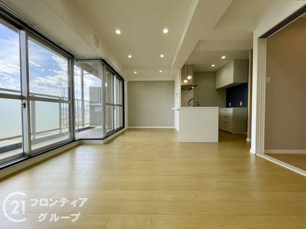 ローレルコート天理前栽　中古マンション