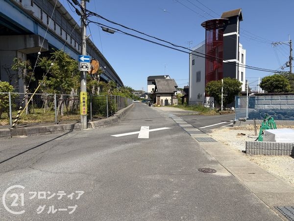 香芝市上中　新築一戸建て　１期　１号棟