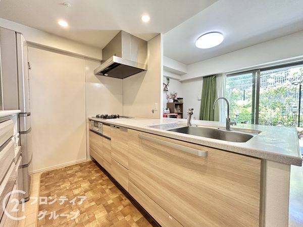 ローレルスクエア高の原プレミスト　中古マンション