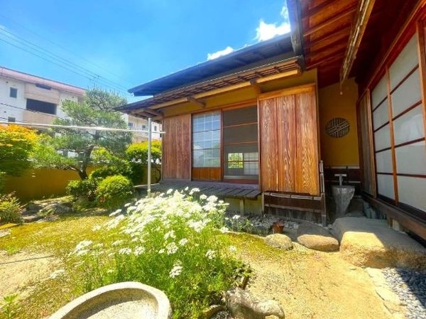 生駒郡三郷町立野南２丁目の中古一戸建て