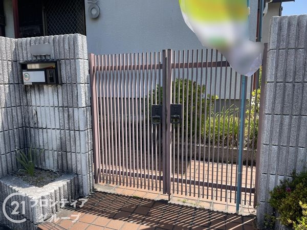 生駒市小瀬町の中古一戸建て