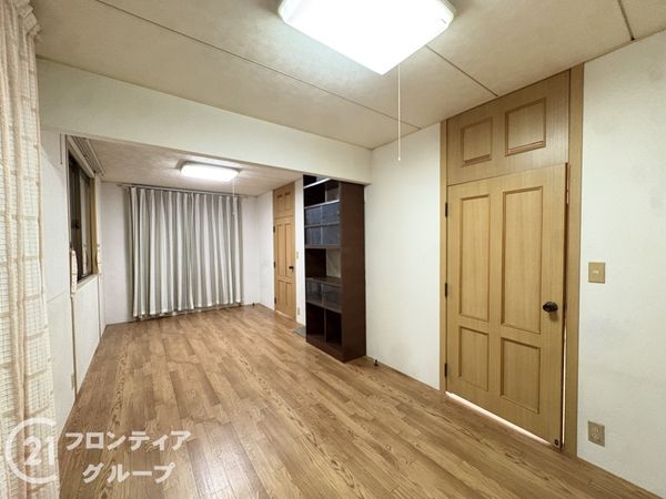 生駒市小瀬町の中古一戸建て