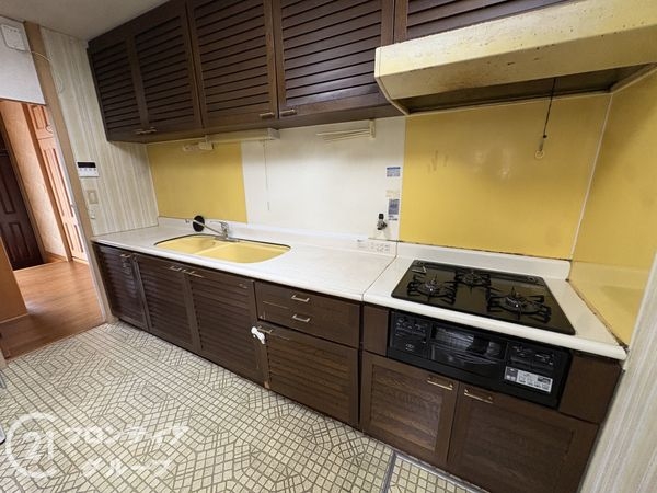 生駒市小瀬町の中古一戸建て