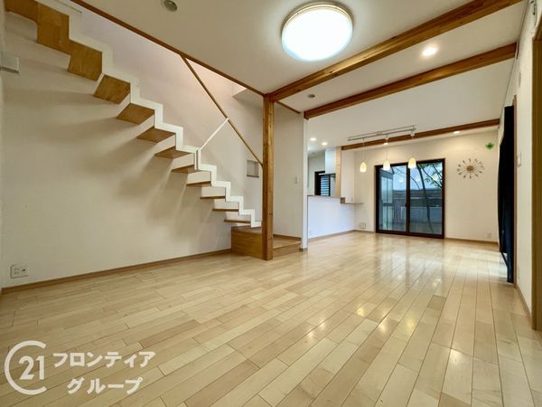 香芝市関屋北３丁目　中古一戸建て