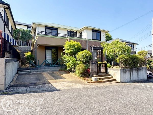 奈良市帝塚山１丁目　中古一戸建て