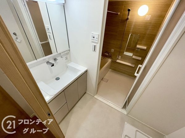 エステムコート学園前　中古マンション