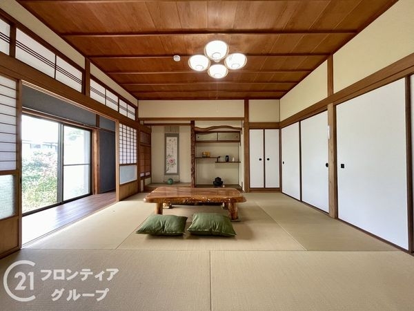 奈良市西大寺竜王町１丁目の中古一戸建て