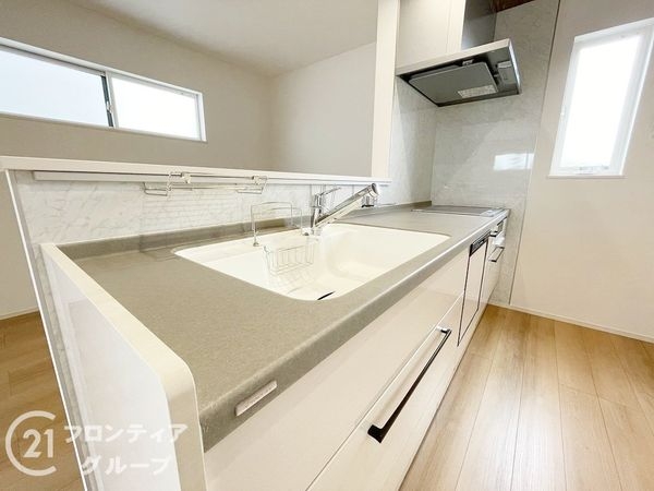 奈良市西ノ京町　新築一戸建て　第１　２号棟