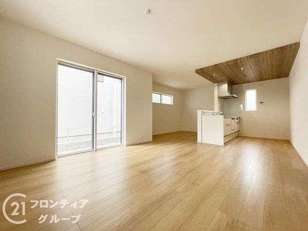 奈良市西ノ京町　新築一戸建て　第１　２号棟