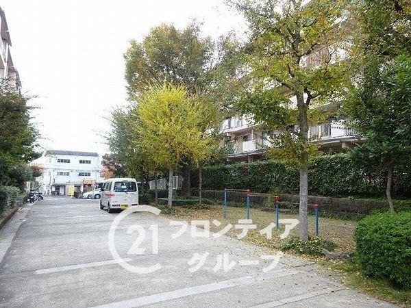 奈良三条町住宅１号棟　中古マンション