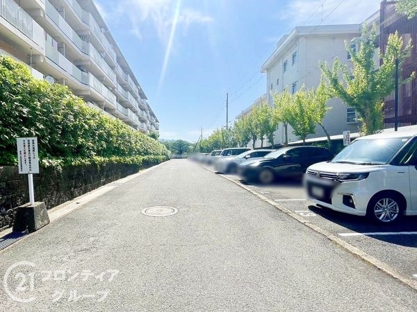奈良三条町住宅１号棟　中古マンション