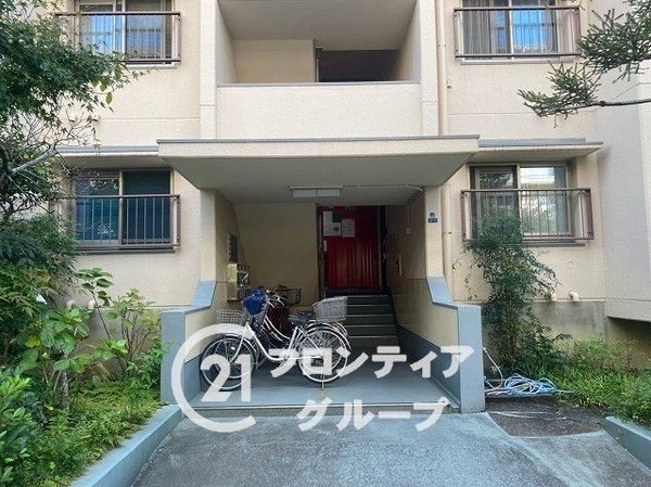 奈良三条町住宅１号棟　中古マンション