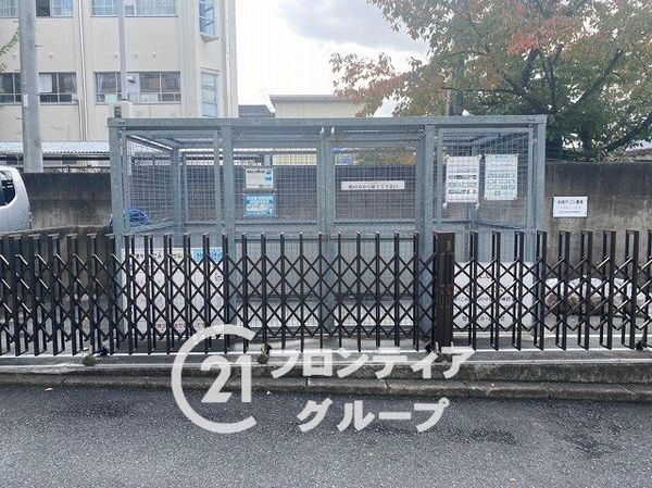奈良三条町住宅１号棟　中古マンション