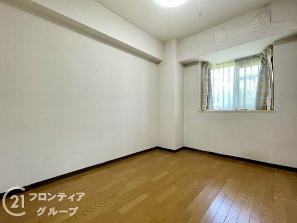 ヴェルナール学園前　Ｅ棟　中古マンション