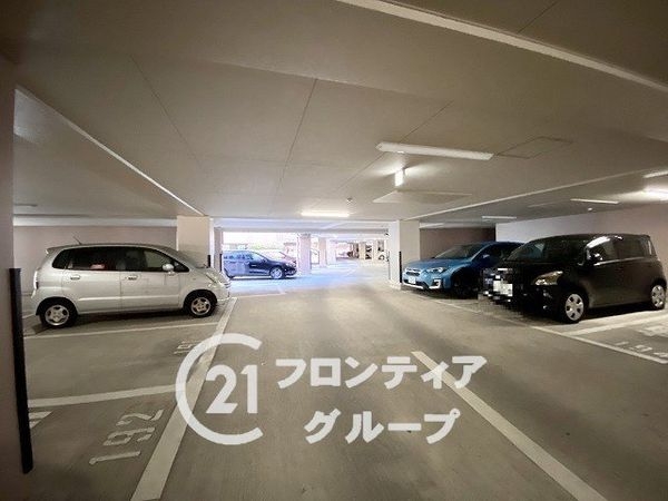 ヴェルナール学園前　Ｅ棟　中古マンション