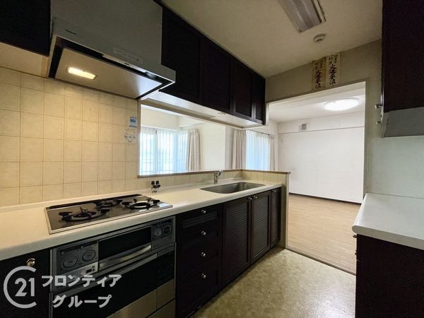 ヴェルナール学園前　Ｅ棟　中古マンション