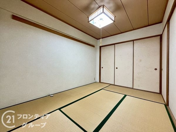 ヴェルナール学園前　Ｅ棟　中古マンション