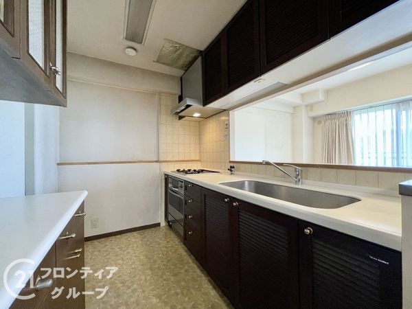 ヴェルナール学園前　Ｅ棟　中古マンション