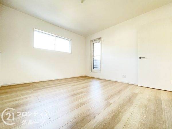 橿原市菖蒲町４丁目　新築一戸建て　全１区画