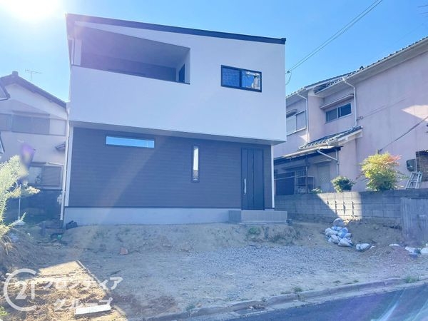 橿原市菖蒲町４丁目　新築一戸建て　全１区画