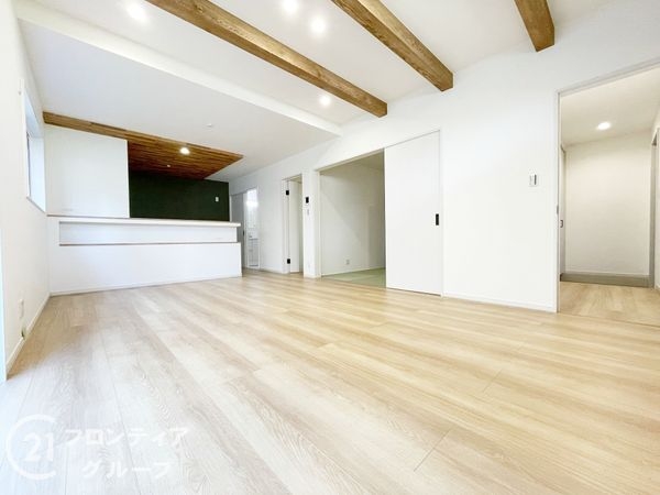 橿原市菖蒲町４丁目　新築一戸建て　全１区画