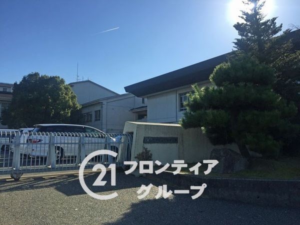 大和郡山市小泉町　新築一戸建て　１期　１号棟(大和郡山市立片桐中学校)