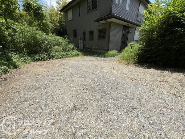 奈良市法蓮佐保山１丁目の中古一戸建て