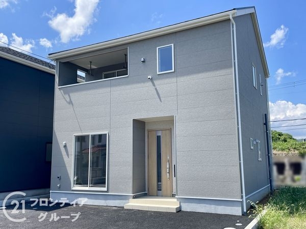 大和高田市大字市場　新築一戸建て　第１３　２号棟