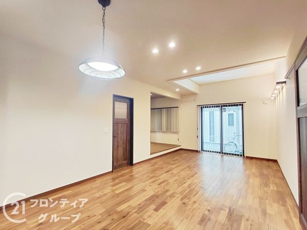 奈良市高畑町　中古一戸建て
