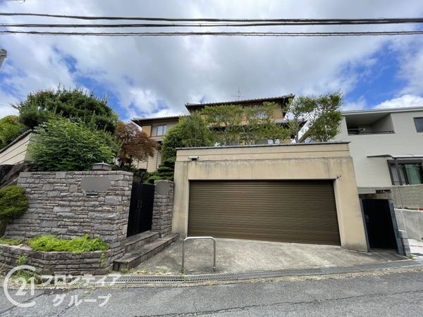 生駒市辻町の中古一戸建て