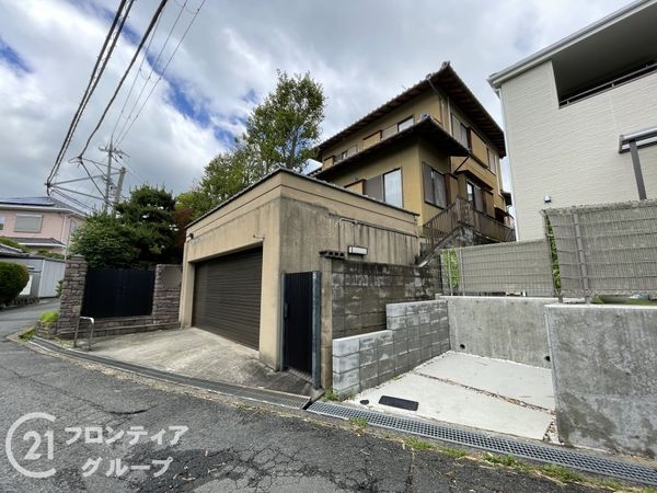 生駒市辻町の中古一戸建て
