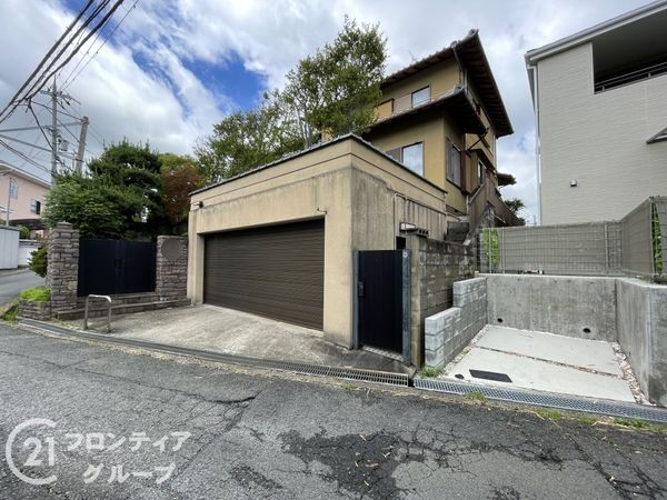 生駒市辻町の中古一戸建て