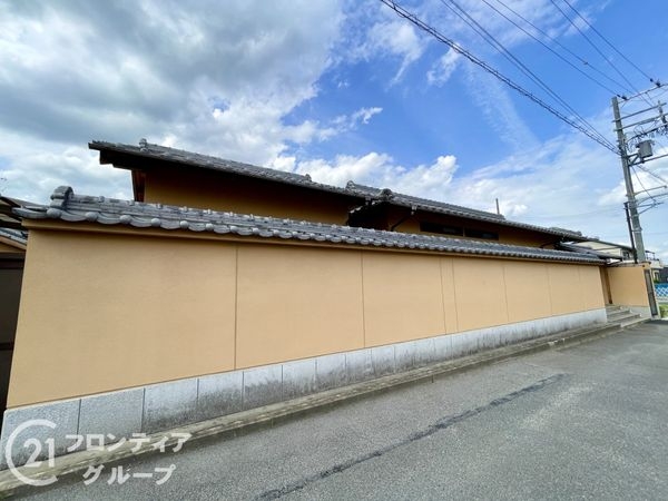 木津川市吐師野間の中古一戸建て
