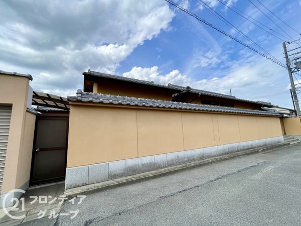 木津川市吐師野間の中古一戸建て