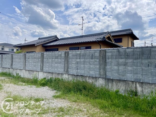 木津川市吐師野間の中古一戸建て