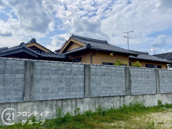 木津川市吐師野間の中古一戸建て