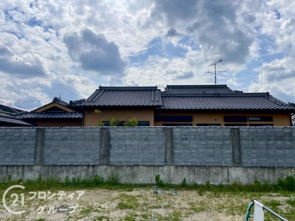 木津川市吐師野間の中古一戸建て