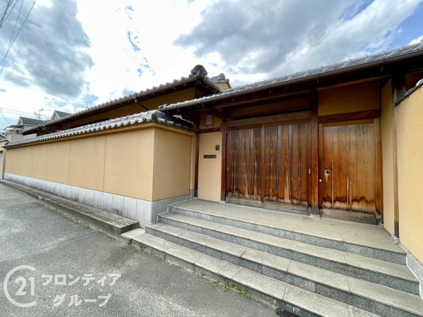 木津川市吐師野間 中古一戸建て
