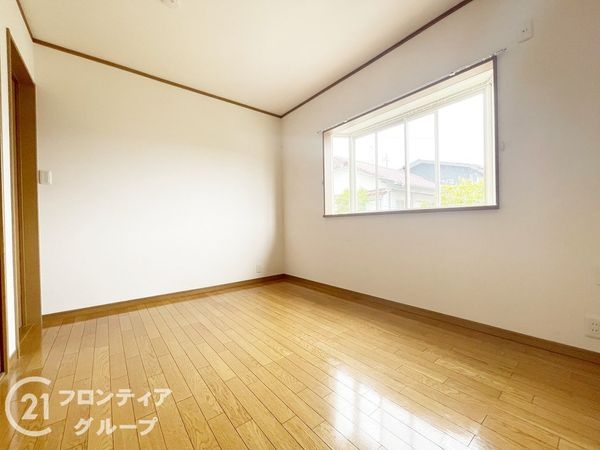 奈良市あやめ池北３丁目の中古一戸建て