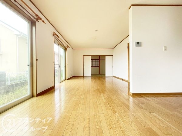 奈良市あやめ池北３丁目の中古一戸建て