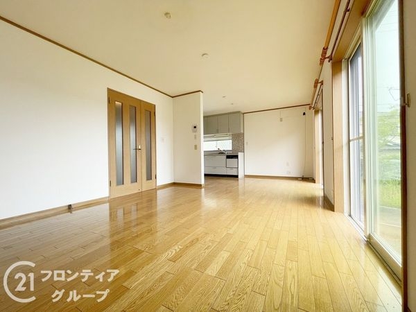 奈良市あやめ池北３丁目の中古一戸建て
