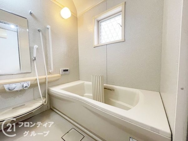 奈良市あやめ池北３丁目の中古一戸建て