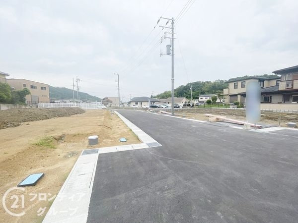 生駒郡平群町大字下垣内　新築一戸建て　第５　１号棟